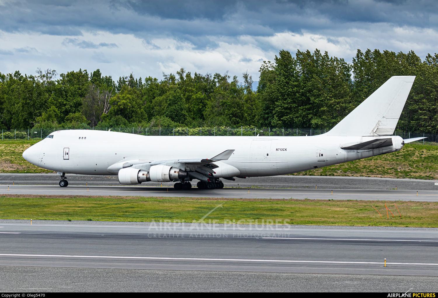 Kalitta Air N713CK aircraft at Anchorage - Ted Stevens Intl / Kulis Air National Guard Base