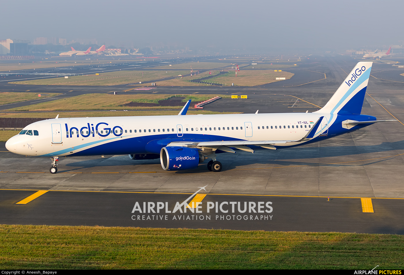 IndiGo VT-IUL aircraft at Mumbai - Chhatrapati Shivaji Intl