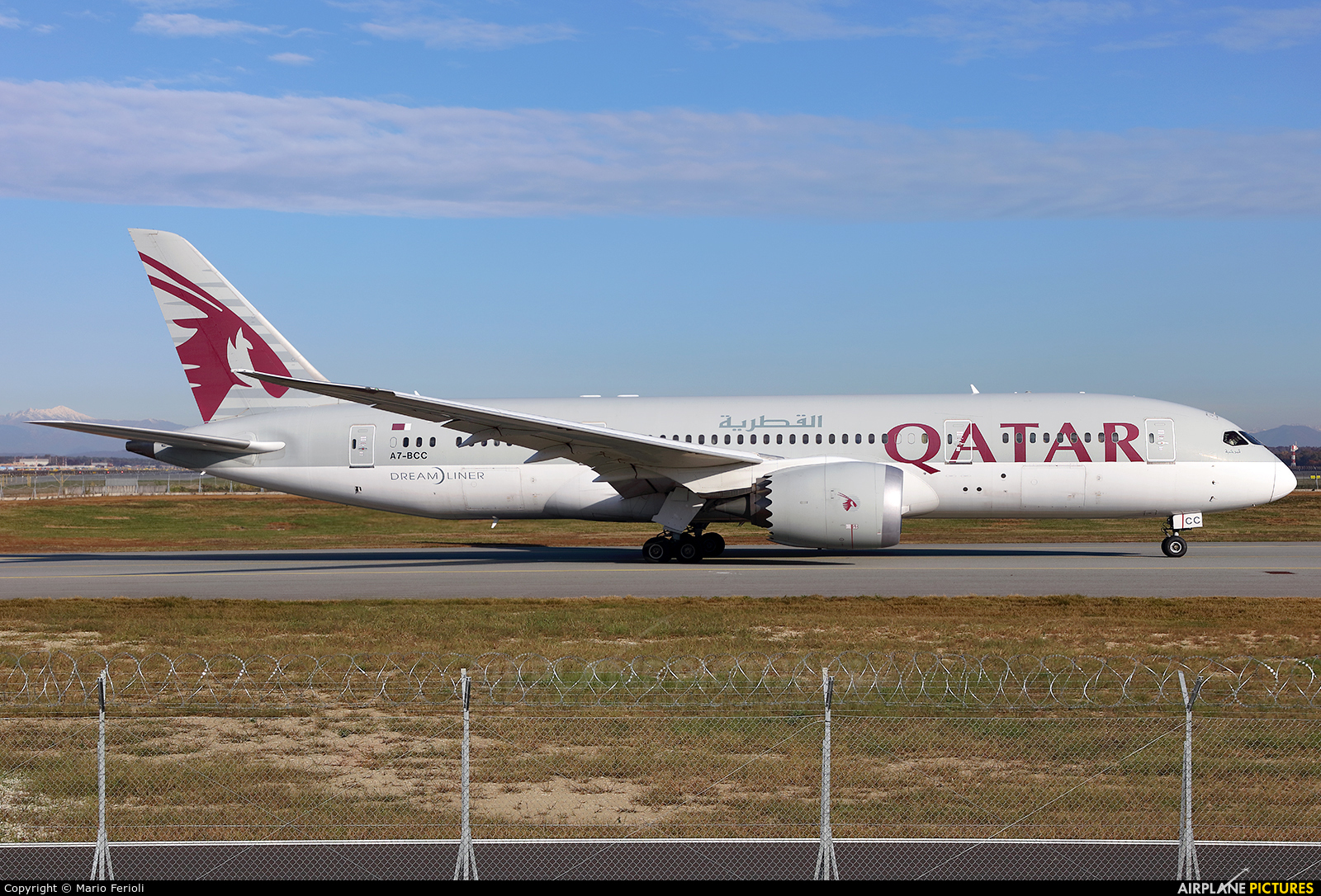 Qatar Airways A7-BCC aircraft at Milan - Malpensa