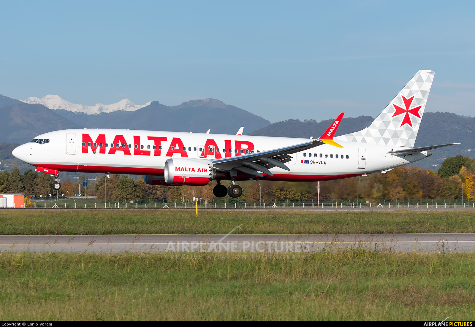 Malta Air 9H-VUA aircraft at Bergamo - Orio al Serio