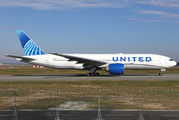 United Airlines N79011 image