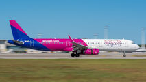 HA-LXA - Wizz Air Airbus A321 aircraft