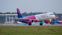 HA-LTI - Wizz Air Airbus A321 aircraft