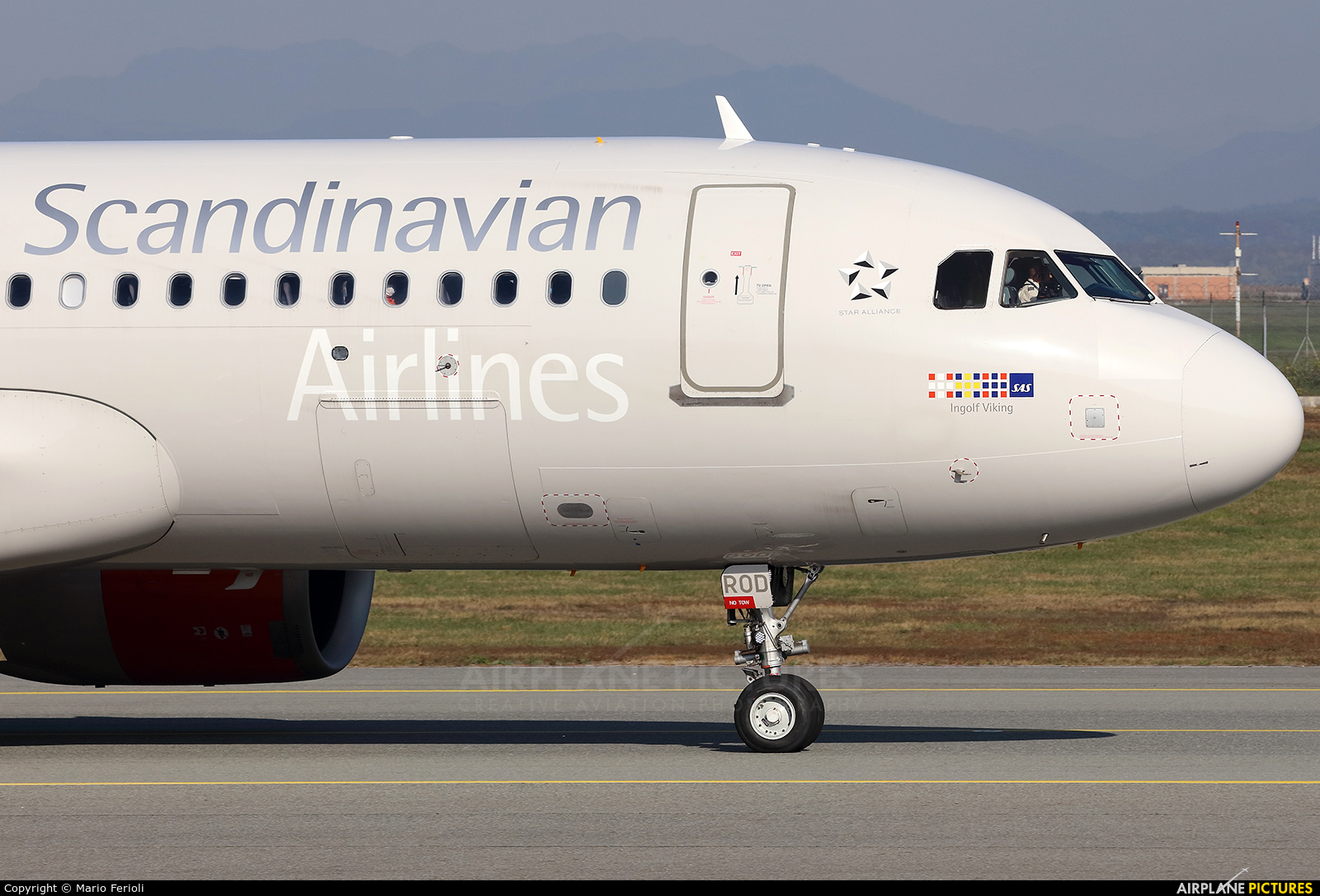 SAS - Scandinavian Airlines SE-ROD aircraft at Milan - Malpensa