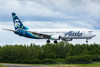 N583AS - Alaska Airlines Boeing 737-800