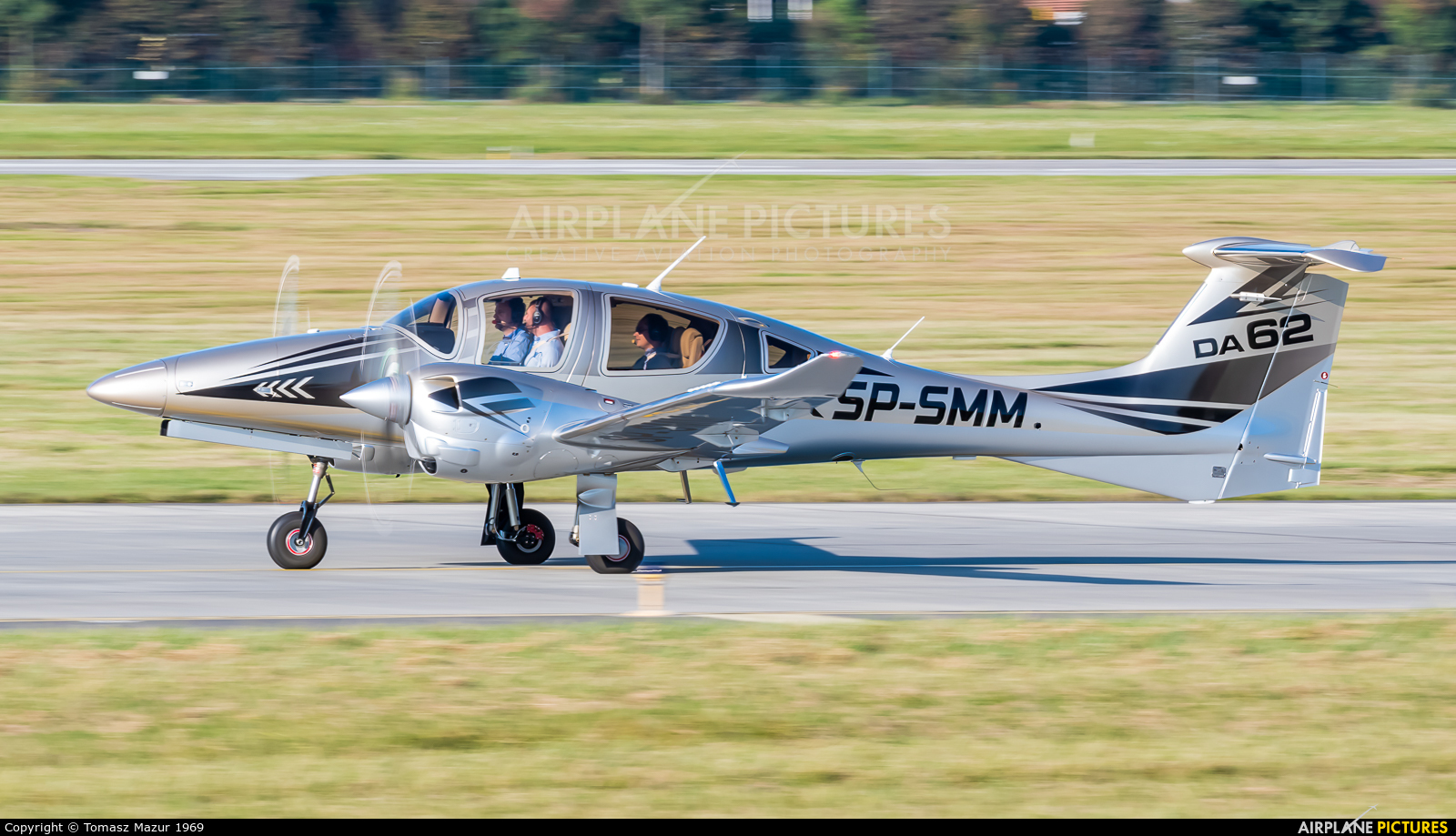 Private SP-SMM aircraft at Kraków - John Paul II Intl
