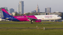 HA-LXO - Wizz Air Airbus A321 aircraft
