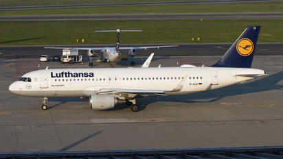 D-AIUI - Lufthansa Airbus A320