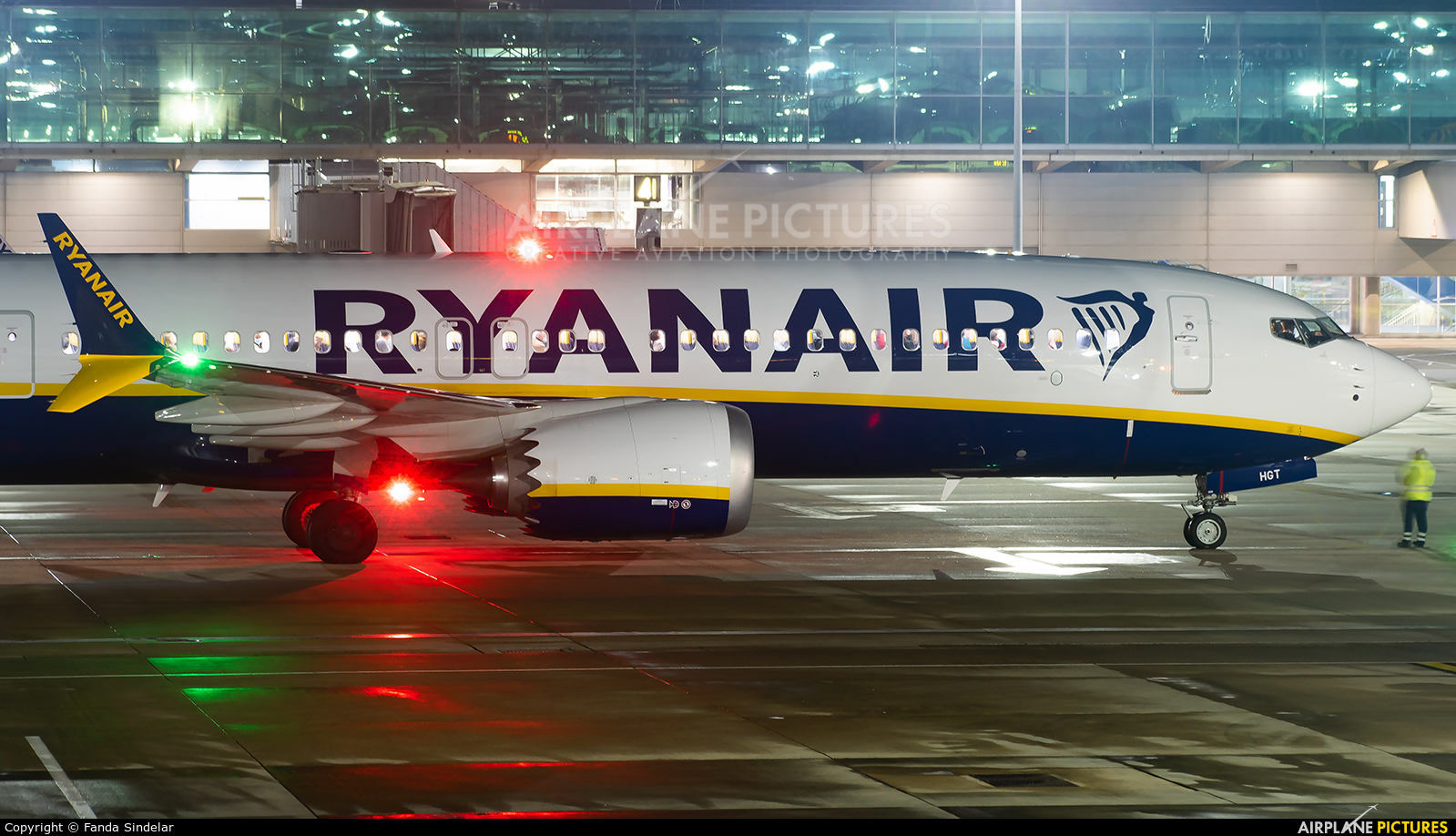 Ryanair EI-HGT aircraft at London - Stansted
