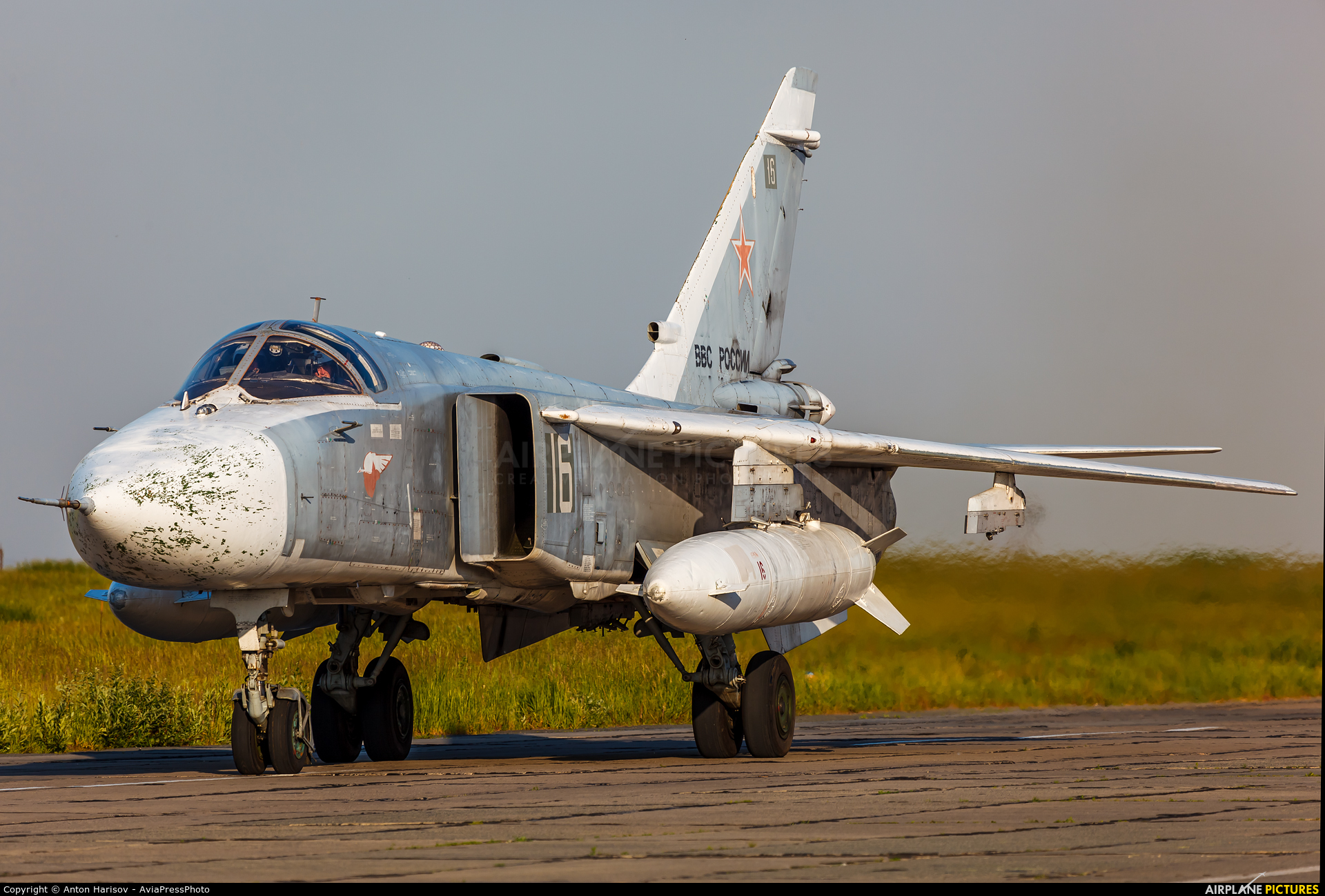 Russia - Air Force 16 aircraft at Undisclosed Location