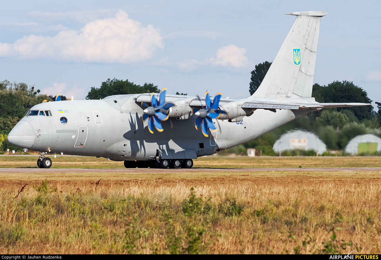 Ukraine - Air Force 02 aircraft at Kyiv - Gostomel