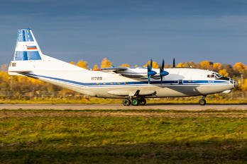 11789 - SibNIA Antonov An-12 (all models)