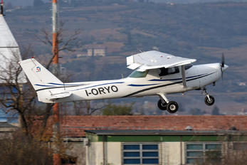I-ORYO - Private Cessna 152