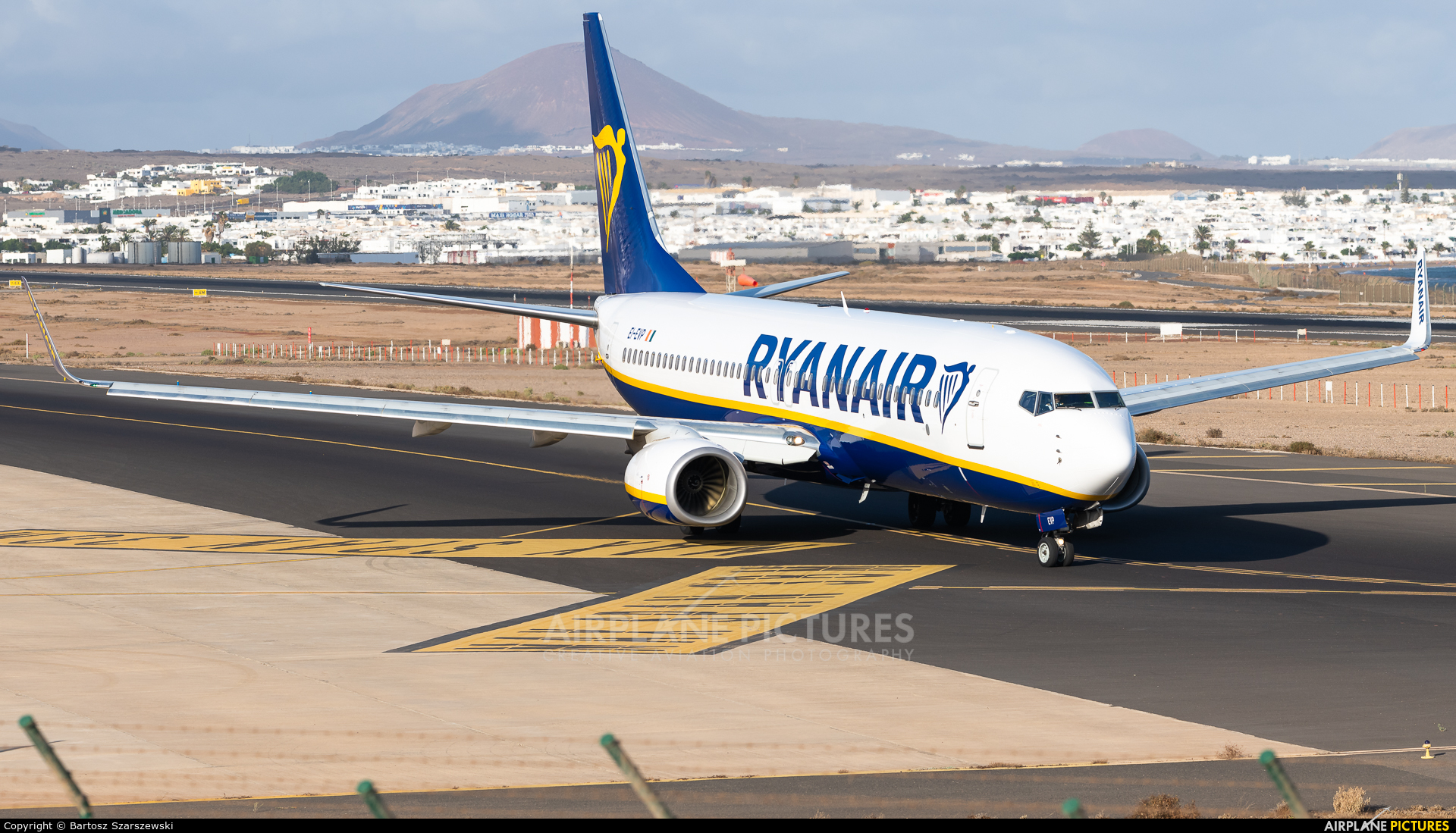 Ryanair EI-EVP aircraft at Lanzarote - Arrecife