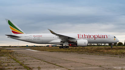 ET-AVD - Ethiopian Airlines Airbus A350-900