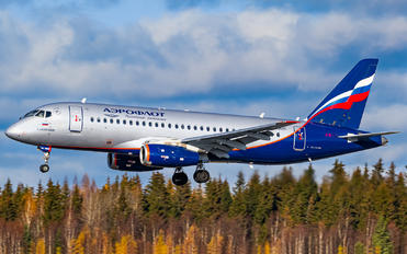 RA-89025 - Aeroflot Sukhoi Superjet 100