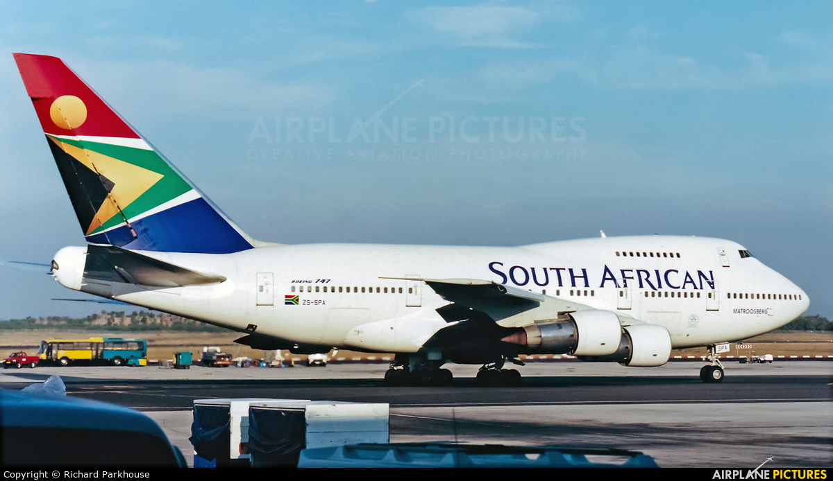 South African Airways ZS-SPA aircraft at Cape Town Intl