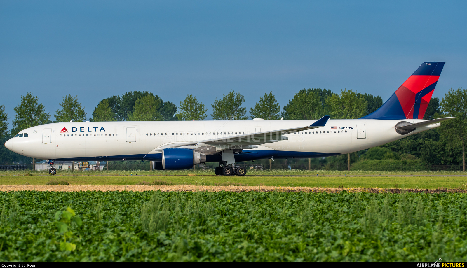 Delta Air Lines N814NW aircraft at Amsterdam - Schiphol