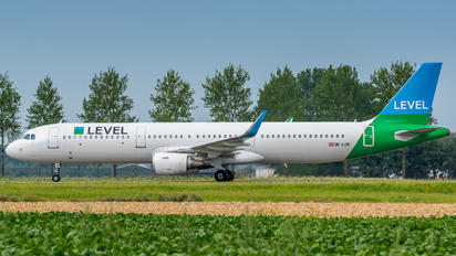 OE-LCR - LEVEL Airbus A321