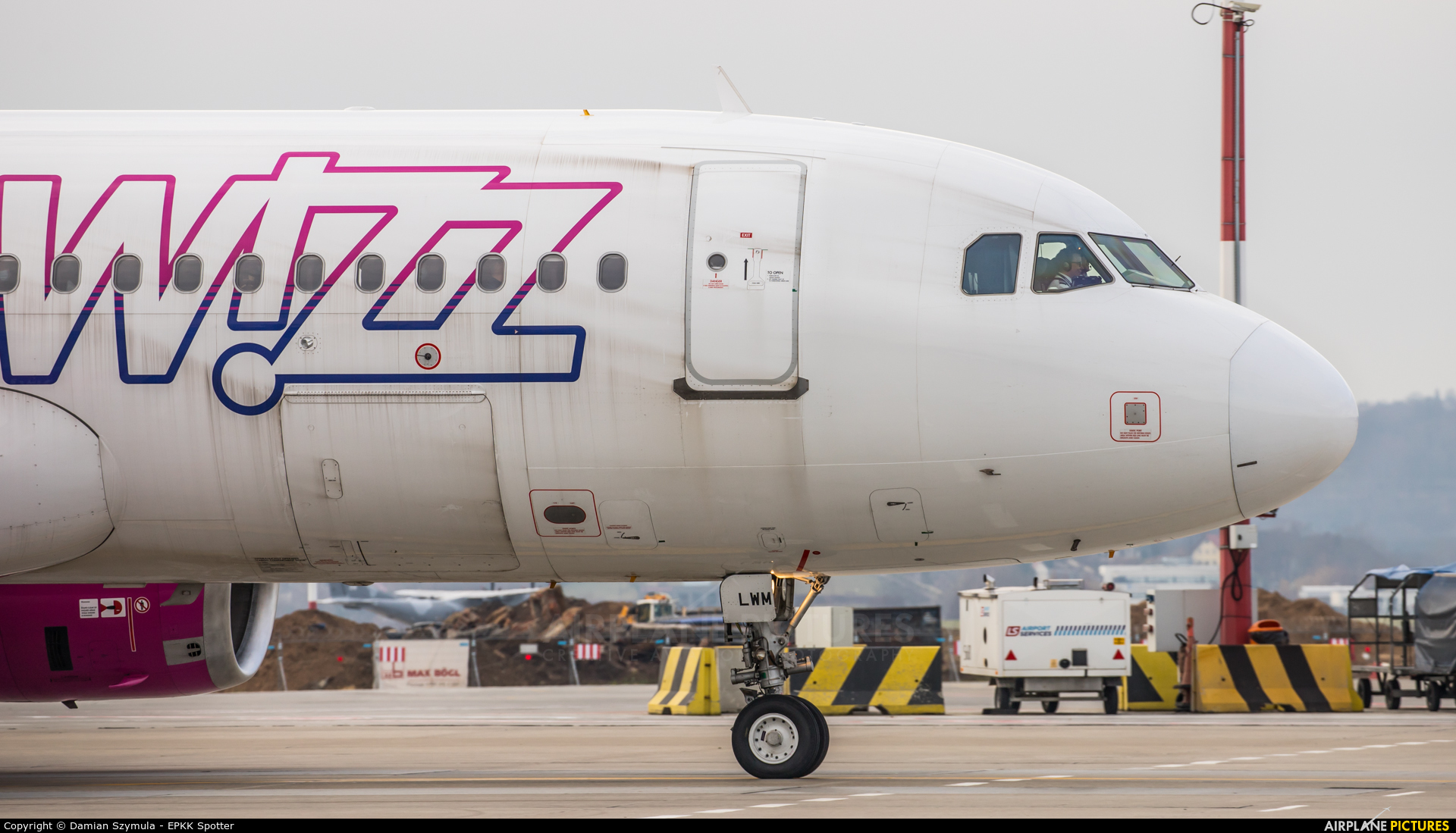 Wizz Air HA-LWM aircraft at Kraków - John Paul II Intl