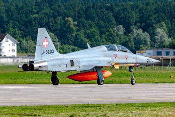 J-3203 - Switzerland - Air Force Northrop F-5F Tiger II
