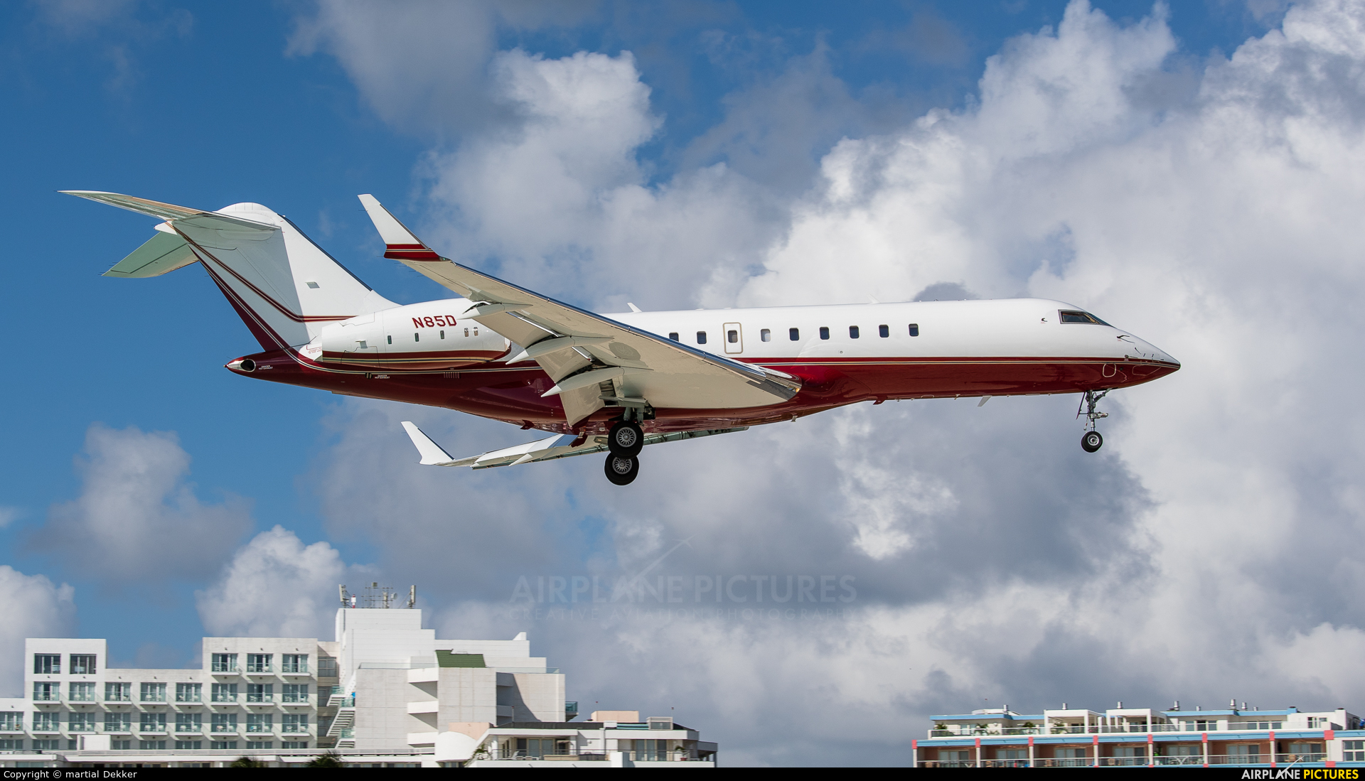 Private N85D aircraft at Sint Maarten - Princess Juliana Intl