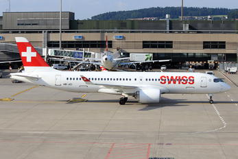 HB-JCI - Swiss Bombardier CS300