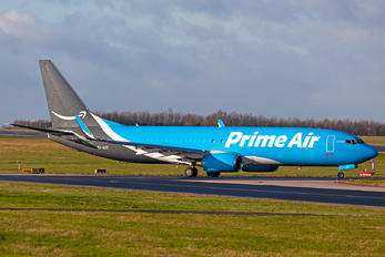EI-AZC - Amazon Prime Air Boeing 737-800(BCF)