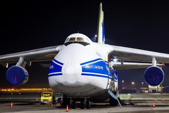 RA-82047 - Volga Dnepr Airlines Antonov An-124
