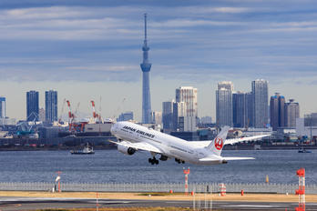 JA874J - JAL - Japan Airlines Boeing 787-9 Dreamliner