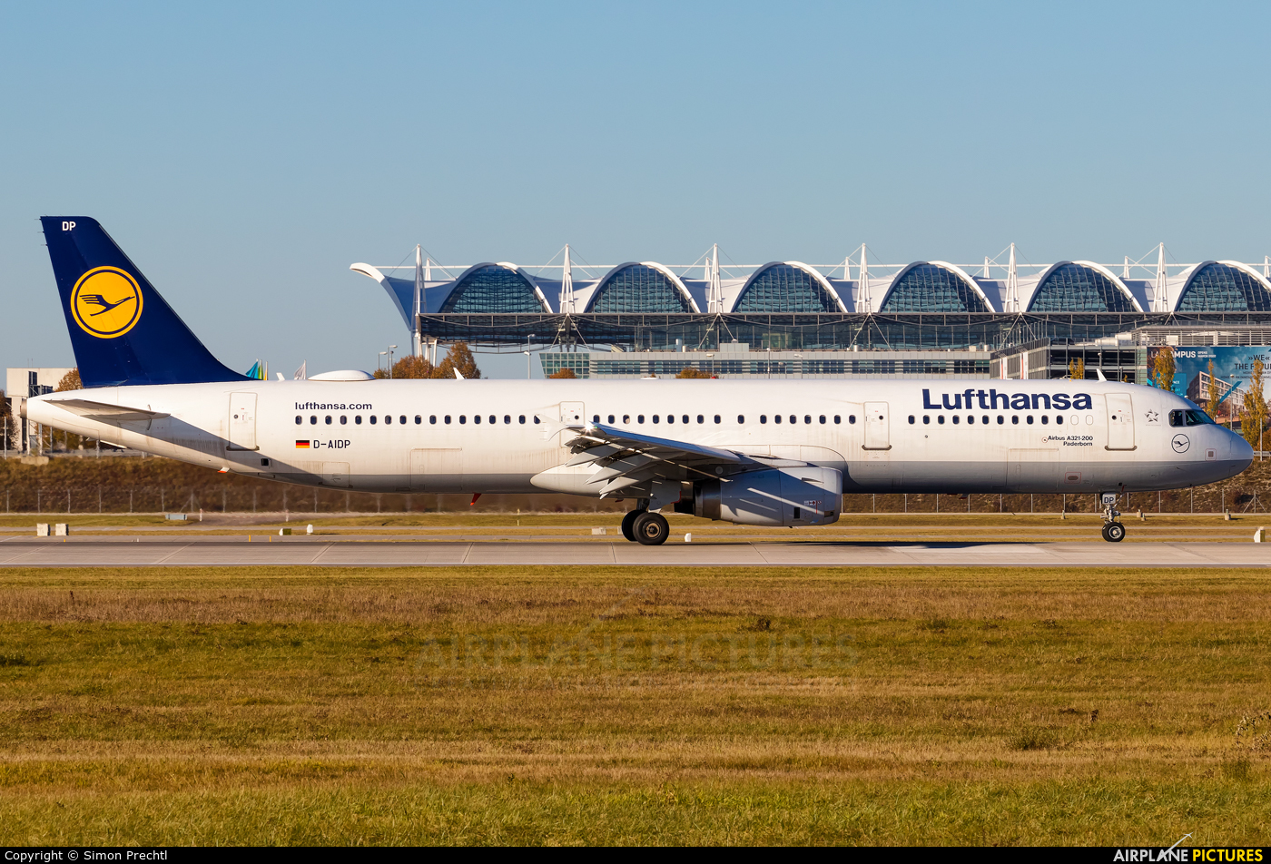 Lufthansa D-AIDP aircraft at Munich