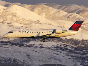 N442SW - Delta Connection - SkyWest Airlines Bombardier CRJ-200LR