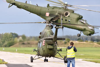 7336 - Poland - Army Mil Mi-2