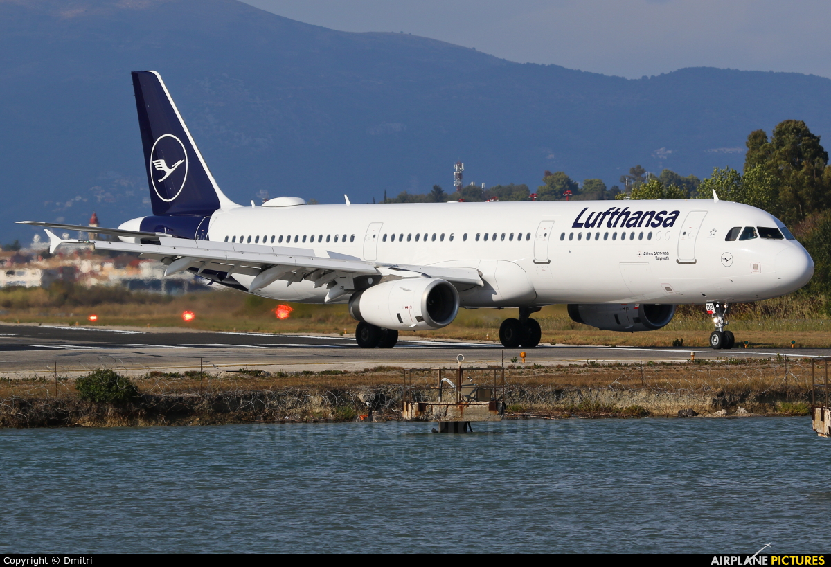Lufthansa D-AIDB aircraft at Corfu - Ioannis Kapodistrias