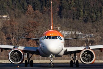 G-UZLF - easyJet Airbus A320 NEO