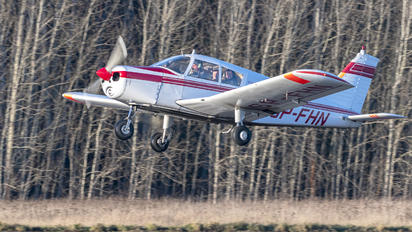 SP-FHN - Private Piper PA-28 Cherokee