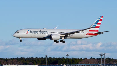 N829AN - American Airlines Boeing 787-9 Dreamliner