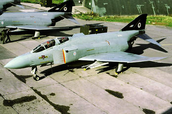 ZE354 - Royal Air Force McDonnell Douglas F-4J Phantom II