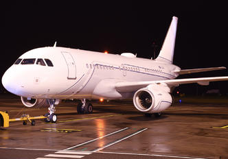 HB-JJJ - Nomad Aviation Airbus A319 CJ
