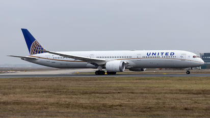 N12006 - United Airlines Boeing 787-10 Dreamliner