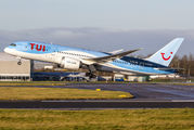 G-TUII - TUI Airways Boeing 787-8 Dreamliner aircraft
