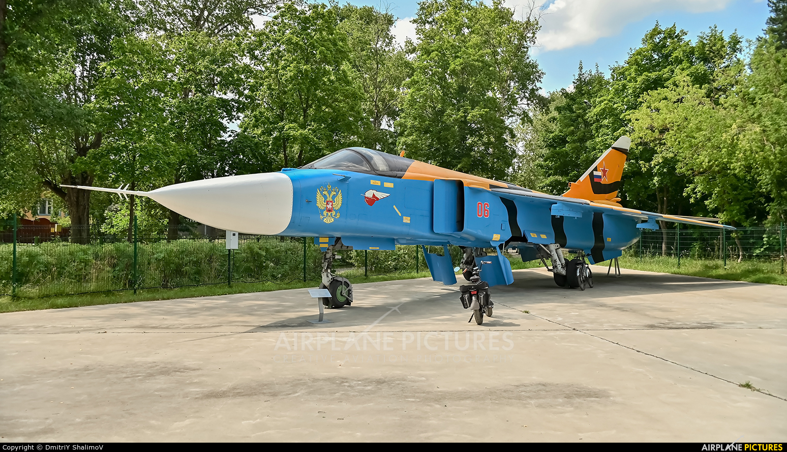 Private 06 aircraft at Off Airport - Russia