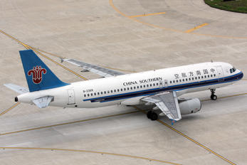B-2369 - China Southern Airlines Airbus A320