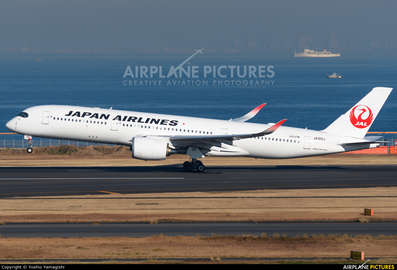JAL - Japan Airlines JA10XJ aircraft at Tokyo - Haneda Intl