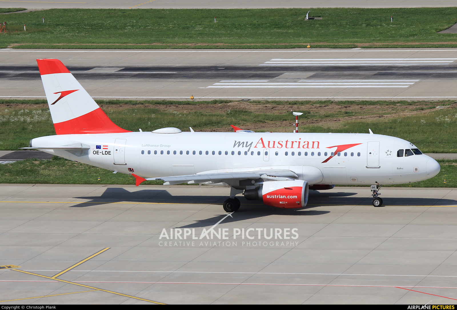 Austrian Airlines/Arrows/Tyrolean OE-LDE aircraft at Zurich