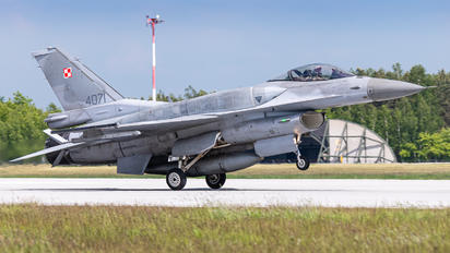 4071 - Poland - Air Force Lockheed Martin F-16C block 52+ Jastrząb