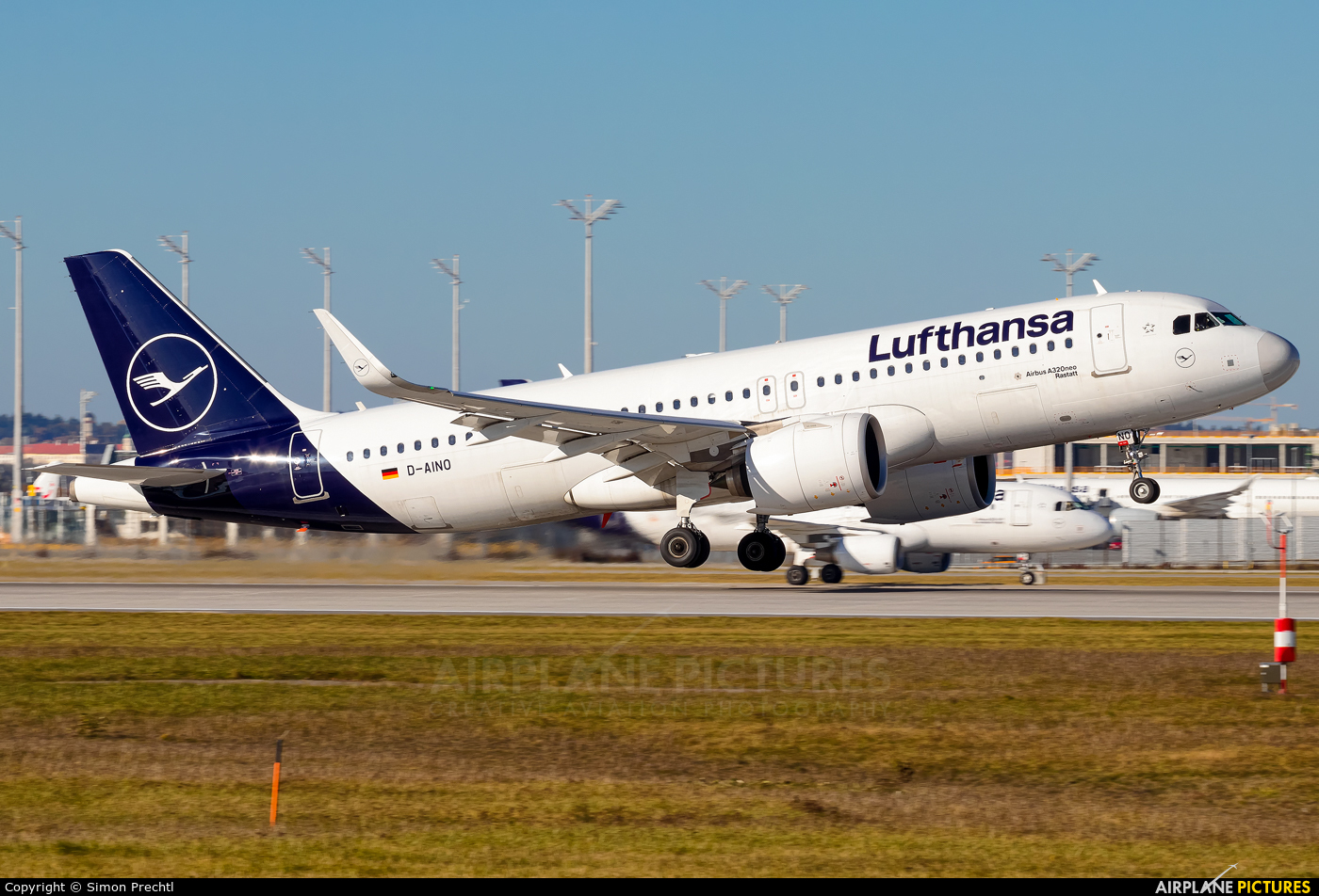 Lufthansa D-AINO aircraft at Munich