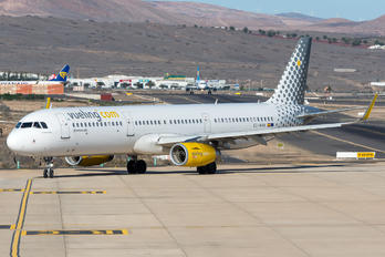 EC-MMH - Vueling Airlines Airbus A321