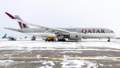A7-ALW - Qatar Airways Airbus A350-900