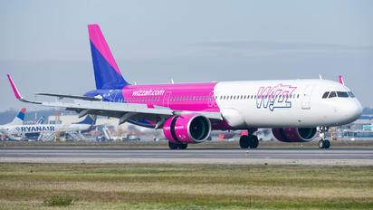 HA-LVM - Wizz Air Airbus A321 NEO